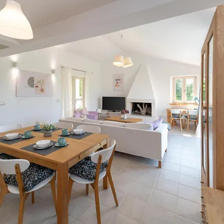 Prázdninový dům 3 Bedroom Amazing In *