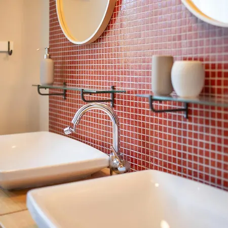 3 Bedroom Amazing In Prázdninový dům *